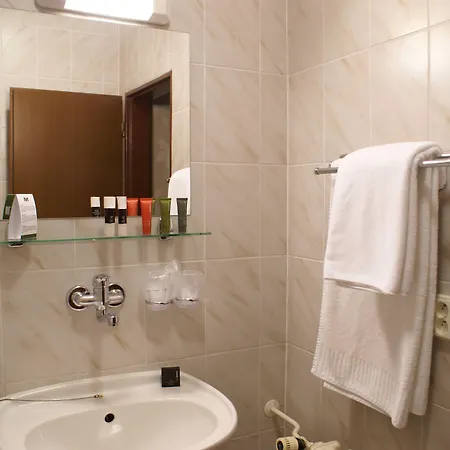 Metropol Wellness & Congress 4*