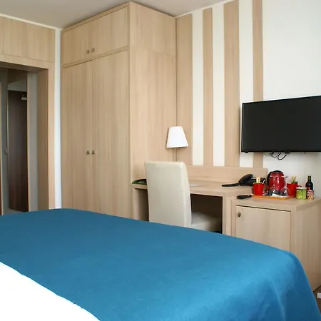 Metropol Wellness & Congress 4*